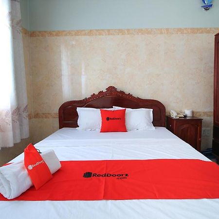 Reddoorz Chin Sao Hotel Nguyen Thi Thap Ho Si Minh-város Kültér fotó