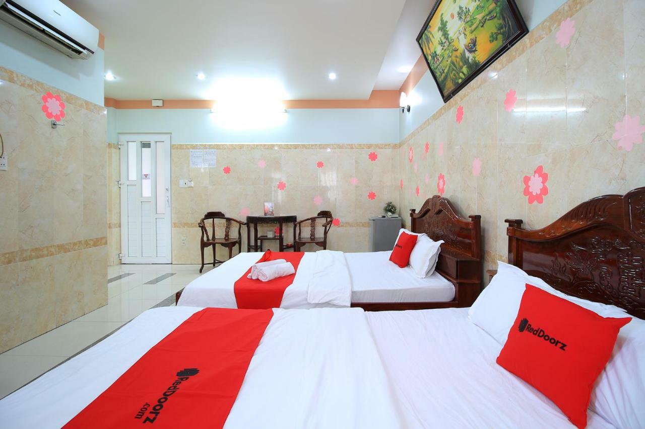 Reddoorz Chin Sao Hotel Nguyen Thi Thap Ho Si Minh-város Kültér fotó